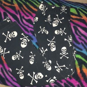 No Boundaries | Skull Leggings